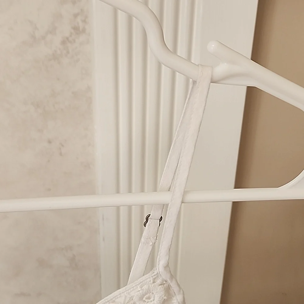 ๐๐ฉท ABERCROMBIE CROCHET EMBROIDERED MINI DRESS ๐ฉท๐ - Picture 10 of 17